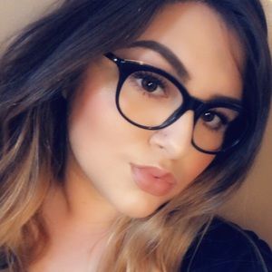 Meet your Posher, Ally